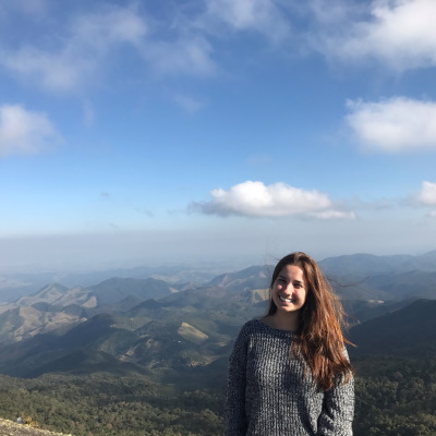 Carolina Alves Costa-Silva (Associate)